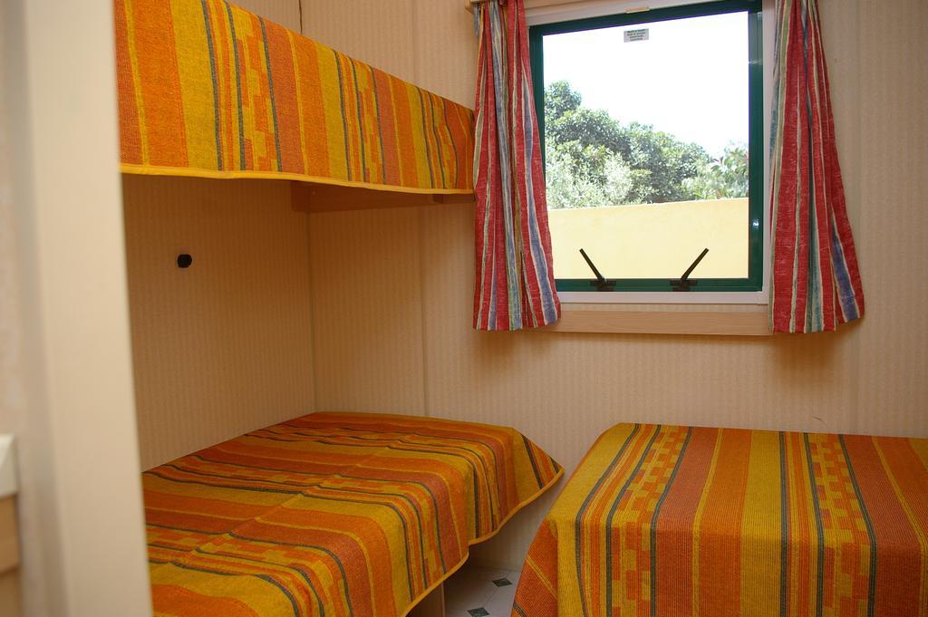 Akramar Village San Leone Bilik gambar